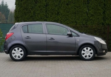 Opel Corsa D Hatchback 1.4 Twinport ECOTEC 100KM 2011 Opel Corsa Opel Corsa 1.4 16V Edition 1.4 Benzyna 100KM, zdjęcie 4