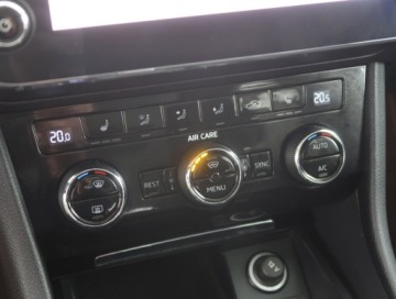 Skoda Superb III Kombi 2.0 TSI 220KM 2017 Skoda Superb 2.0 TSI, Salon Polska, Automat, zdjęcie 11