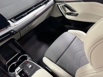 BMW X1 U11 Crossover 1.5 18i 136KM 2026 BMW X1 sDrive18i Sport Suv 1.5 (136KM) 2026, zdjęcie 9