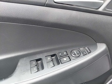 Hyundai Tucson III SUV 2.0 CRDI 136KM 2016 Hyundai Tucson 4x4 Navi Kamera Klimatronik Panorama 2.0 Diesel 136KM, zdjęcie 10