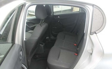 Peugeot 208 I Hatchback 3d 1.6 e-HDI 92KM 2015 Peugeot 208 1.6 Diesel 92KM, zdjęcie 9