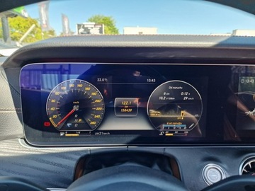 Mercedes Klasa E W213 Coupe 2.0 220d 194KM 2019 Mercedes E 220 2.2 CDI 194 KM, 4-Matic, Kamery, zdjęcie 9
