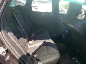 Volvo XC60 II 2022 Volvo XC 60 Volvo XC60 B5 AWD Momentum, od ubezpieczalni 2.0 Benzyna 247KM, zdjęcie 8