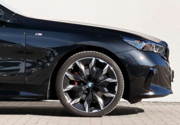BMW Seria 5 G90-91 2025 BMW Seria 5 I wlasciciel M Sport Hak 360 Gwarancja Bezwypadkowy FVAT23, zdjęcie 10