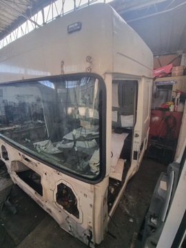 KABINA ĆWIARTKA SŁUPEK KABINY LEWY DAF XF 106 EURO 6