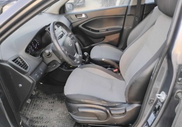 Hyundai i20 I Hatchback 5d Facelifting 1.2 DOHC 85KM 2015 Hyundai i20 2015r, 1.2 Benzyna LPG. Lekko uszkodzony przod. Jezdzi. 1.2, zdjęcie 8