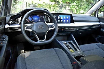 Volkswagen Golf VIII Variant 1.5 eTSI 130KM 2023 Volkswagen Golf Bezwypadkowy / Salon Polska /, zdjęcie 12