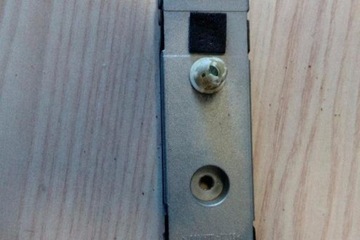 ANTÉNA MERCEDES-BENZ C (W204) A2048200089 2010