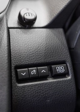 Toyota Prius V (XW60) 2.0  Hybrid Dynamic Force Plug-in 223KM 2023 Toyota Prius Plug-in 2.0 Hybrid Prestige 2.0 Hybryda 223KM, zdjęcie 24