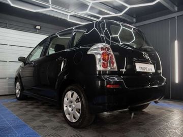 Toyota Corolla Verso E120 1.8 VVT-i 130KM 2007 Toyota Corolla Verso 1.8 benzyna 7 miejsc Klimatronic 1.8 Benzyna 129KM, zdjęcie 3