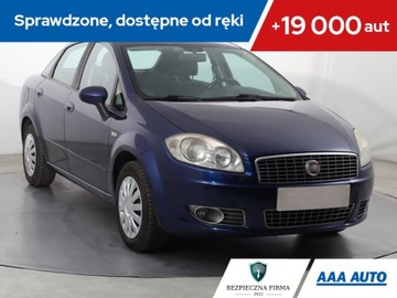 Fiat Linea Sedan 1.4 8v 77KM 2007