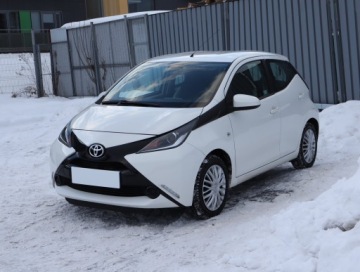 Toyota Aygo II Hatchback 5d 1.0 VVT-i 69KM 2017 Toyota Aygo 1.0 VVT-i, Salon Polska, Klima, zdjęcie 1