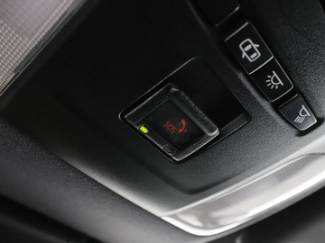 Toyota Corolla XII Hatchback 1.2 Turbo D-4T 116KM 2019 Toyota Corolla Historia serwisowa ASO navi Kamera, zdjęcie 37