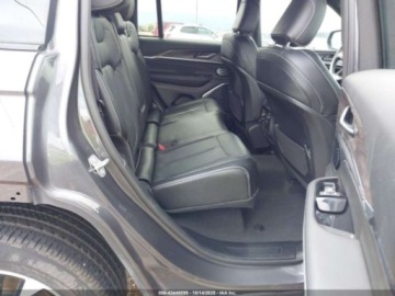 Jeep Grand Cherokee IV 2022 Jeep Grand Cherokee Overland 2022 3.6l 3.6 Benzyna 293KM, zdjęcie 12