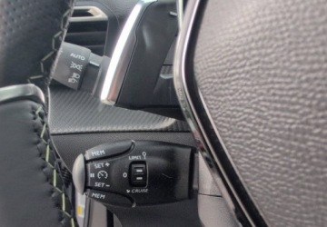 Peugeot 2008 II SUV Facelifting 1.2 Hybrid 145 145KM 2025 Peugeot 2008 II (2019-) mHev Zadbany 145KM SalonPL FV23 Kredyt 0 Leasing o, zdjęcie 25