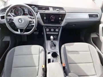 Volkswagen Touran III 2.0 TDI 150KM 2021 Volkswagen Touran 2.0 Diesel 149KM, zdjęcie 9