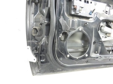 DVEŘE PRAVÉ 3D MERCEDES-BENZ TŘÍDA C CL203 197U