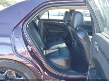 Chrysler 300C II 2021 Chrysler 300 2021 r., 3,6L TOURING L AWD 3.6 Benzyna 292KM, zdjęcie 7