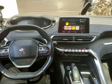 Peugeot 5008 II Crossover 2.0 BlueHDI 180KM 2018 Peugot 5008 2,0 AUTOMAT 180KM 7-osobowy PANORAMA FAKTURA VAT BEZWYPADKOWY, zdjęcie 17