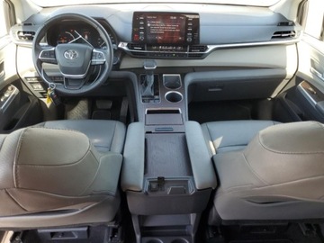 Toyota Sienna III 2022 Toyota Sienna Xle 2022 2.5l 2.5 Hybryda 245KM, zdjęcie 8
