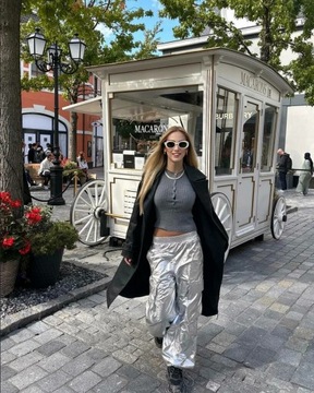 BERSHKA - пальто из экокожи серого графита - M