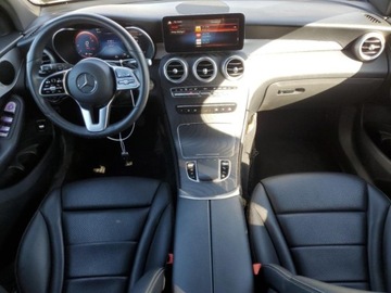 Mercedes GLC C253 2020 Mercedes-Benz GLC 2020 r., 2,0L 300 4MATIC 2.0 Benzyna 255KM, zdjęcie 8
