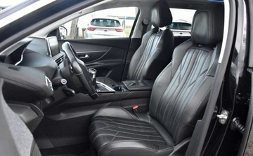 Peugeot 5008 II Crossover 2.0 BlueHDI 150KM 2019 Peugeot 5008 totalny full SKORA Alusy LED Navi. BLIS linne assist Grzane f, zdjęcie 16