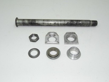 YAMAHA TDM 850 OŚ OŚKA TYŁ ORYGINAŁ