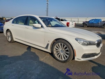 BMW Seria 7 G11-G12 2018 BMW Seria 7 2018 BMW 740 XE 2.0 Hybryda 322KM