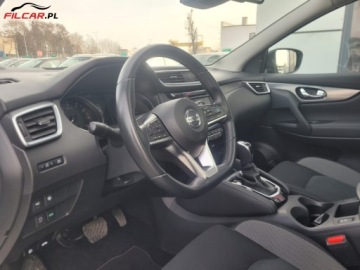 Nissan Qashqai II Crossover Facelifting 1.3 DIG-T  160KM 2019 Nissan Qashqai GWARANCJA Bezwypadkowy AUTOMAT 1-Wlasc. Oryg. przebieg Zami, zdjęcie 4