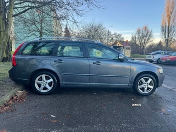 Volvo V50 1.6 D2 115KM 2011 Volvo V50 Volvo V50 1,6 Diesel Summum FV 23 Zamiana 1.6 Diesel 115KM, zdjęcie 3
