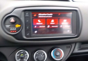Toyota Yaris III Hatchback 5d Facelifting 2017 1.0 VVT-i 72KM 2019 Toyota Yaris Okazja Benzyna 72KM, zdjęcie 24
