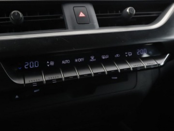 Lexus UX Crossover 250h 184KM 2019 Lexus UX FV23 250h Automat Executive Line Tempomat, zdjęcie 24
