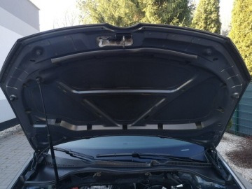 Volkswagen Golf VI Hatchback 5d 1.2 TSI 105KM 2011 Volkswagen Golf 1.2 TSI 105KM Klimatyacja Isofix, zdjęcie 19