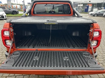Toyota Hilux VIII Podwójna kabina Facelifting 2.8 D-4D 204KM 2023 Toyota Hilux 2.8 D-4D Double Cab Invincible 4x4 To, zdjęcie 24