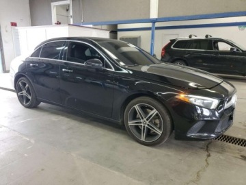 Mercedes Klasa A W177/V177 2022 Mercedes-Benz Klasa A 220 4Matic 2022 2.0L 2.0 Benzyna 188KM, zdjęcie 4