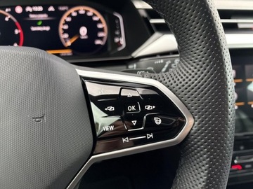 Volkswagen Arteon Fastback Facelifting 2.0 TDI 200KM 2023 Volkswagen Arteon TDI 4Motion 200KM R-Line Webasto Panorama Hak Head-u, zdjęcie 14