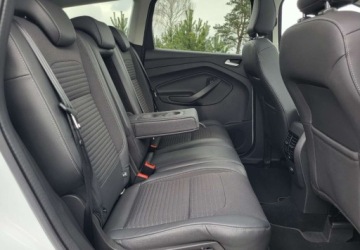 Ford Kuga II SUV Facelifting 1.5 EcoBoost 150KM 2017 Ford Kuga 1,5 150 KM Tytanium Navi PDC Kamera Pano Stan Niemiec 1.5, zdjęcie 6