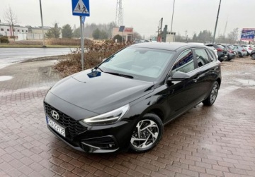 Hyundai i30 III 2025 Hyundai i30 1.5T-gdi FULL LED Virtual 7.000 km 1.5 Benzyna 140KM
