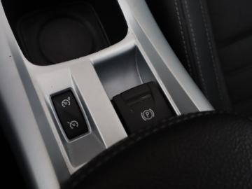 Renault Laguna III Hatchback 2.0 16v 140KM 2007 Renault Laguna 2.0 16V, Navi, Klima, Klimatronic, zdjęcie 11