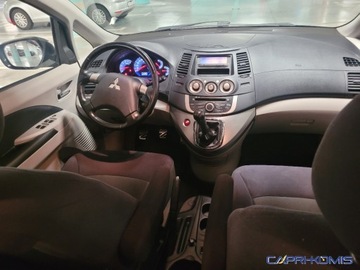 Mitsubishi Grandis 2008 Mitsubishi Grandis 2.0Di-D Serwis ASO I wlasciciel Bezwypadkowy 2.0 140KM, zdjęcie 20