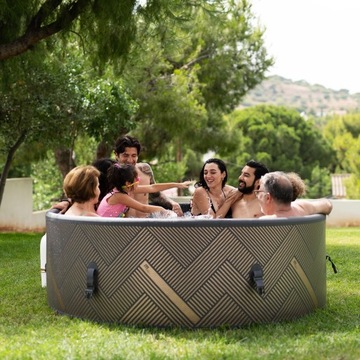 Круглогодичный садовый SPA MSpa Моно надувной бассейн с гидромассажем на 6 человек