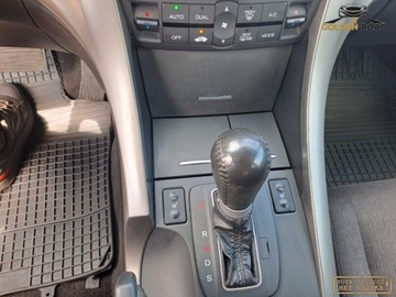 Honda Accord VIII Kombi 2.2 DTEC 150KM 2009 Honda Accord 2,2 i-DTEC 150KM automat klima elektryka alu wspomaganie navi, zdjęcie 14