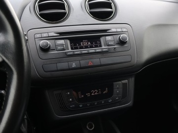 Seat Ibiza IV Hatchback 5d Facelifting 1.2 TSI 105KM 2014 Seat Ibiza 1.2 TSI, Salon Polska, Klima, zdjęcie 11