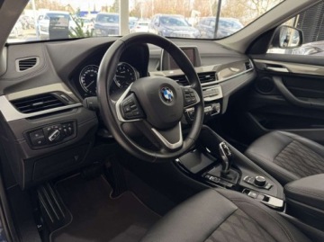 BMW X1 F48 2021 BMW X1 sDrive18i xLine LED Ambiente Czujniki prakowania Salon Polska, zdjęcie 6