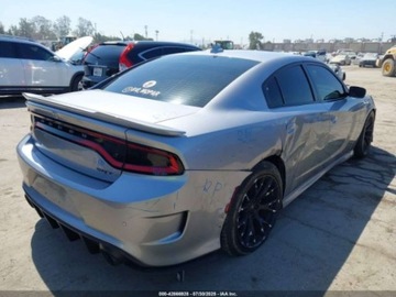 Dodge Charger VII 2016 Dodge Charger SRT 392 2016 6.4L 6.4 Benzyna 485KM, zdjęcie 5