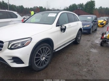Mercedes GLC C253 2018 Mercedes-Benz GLC 2018 r., 2,0L GLC 300 4MATIC 2.0 Benzyna 241KM, zdjęcie 9