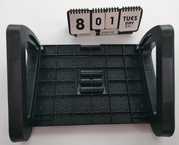 ТРЕУГОЛЬНАЯ ОФИСНАЯ ПОДНОЖКА С РЕГУЛИРУЕМЫМИ РОЛИКАМИ