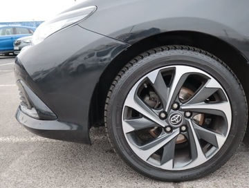 Toyota Auris II Touring Sports Facelifting 1.2 D-4T 116KM 2016 Toyota Auris 1.2 Ti, Navi, Klima, Klimatronic, zdjęcie 13