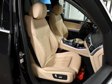 BMW X5 G05 SUV 3.0 30d 286KM 2021 BMW X5 Lasery/ Skrętna Oś/ Zawieszenie Adaptacyjne, zdjęcie 12